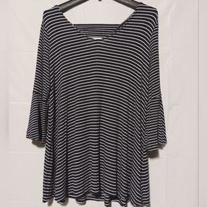 Westbound EUC Women's Tunic Blouse, Large, Midnight Blue, Bell Sleeves